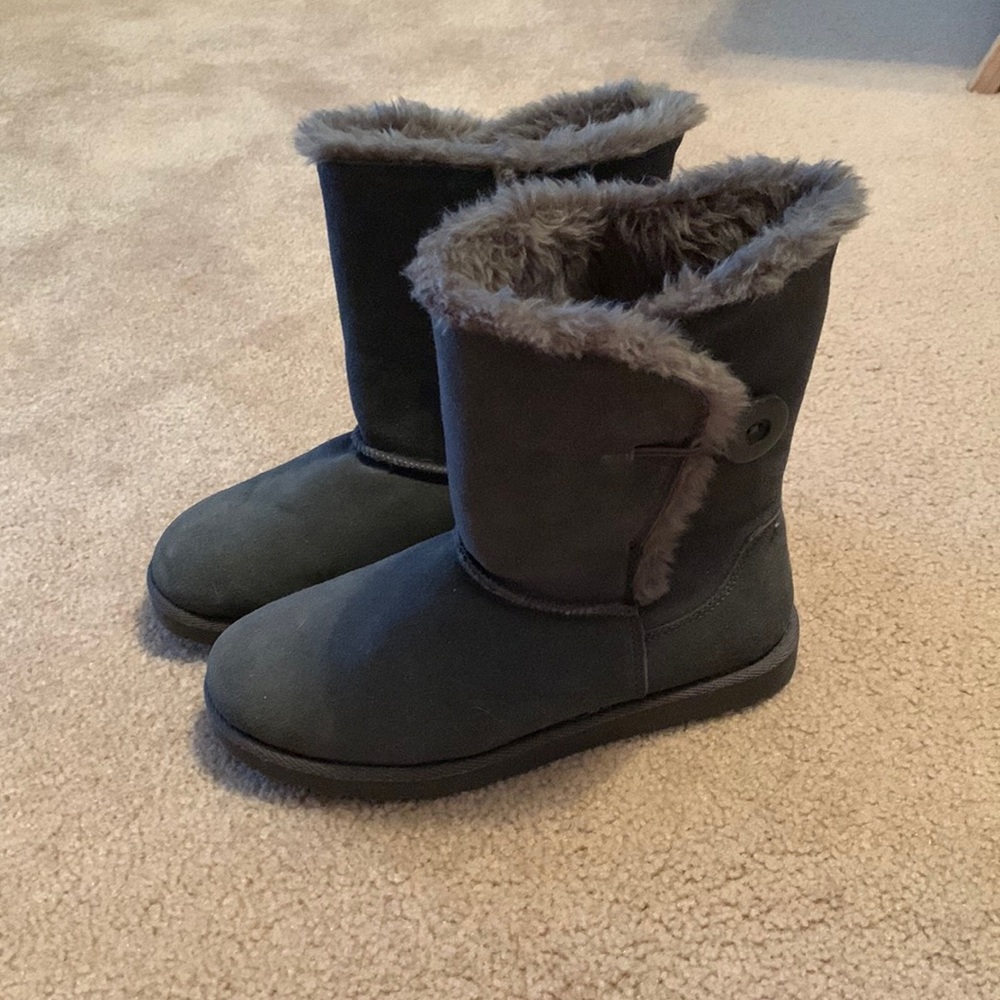 Gray boots